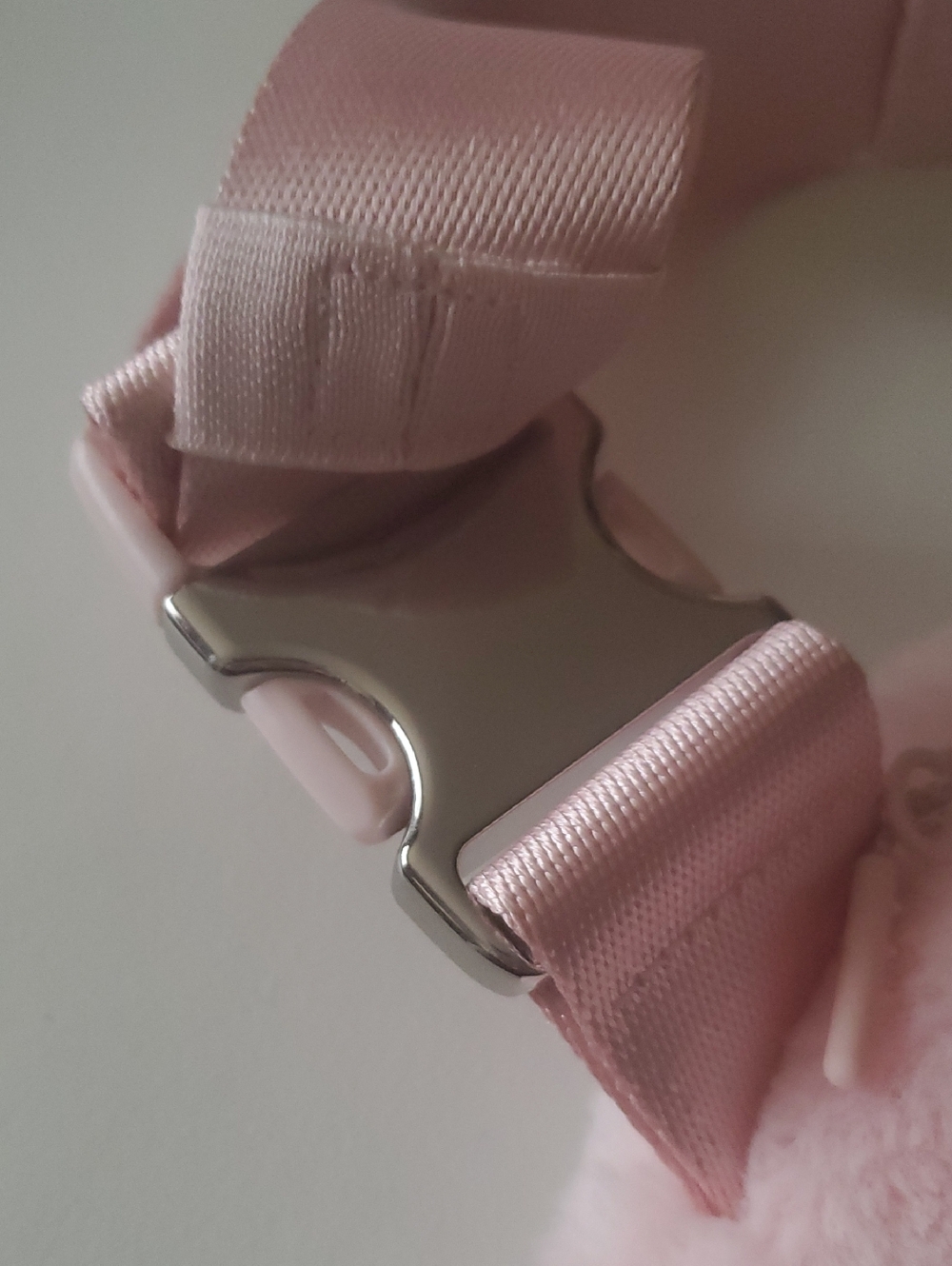 NWOT Lululemon Everywhere Plush Fleece Strawberry Milkshake Beltbag - Picture 7 of 11